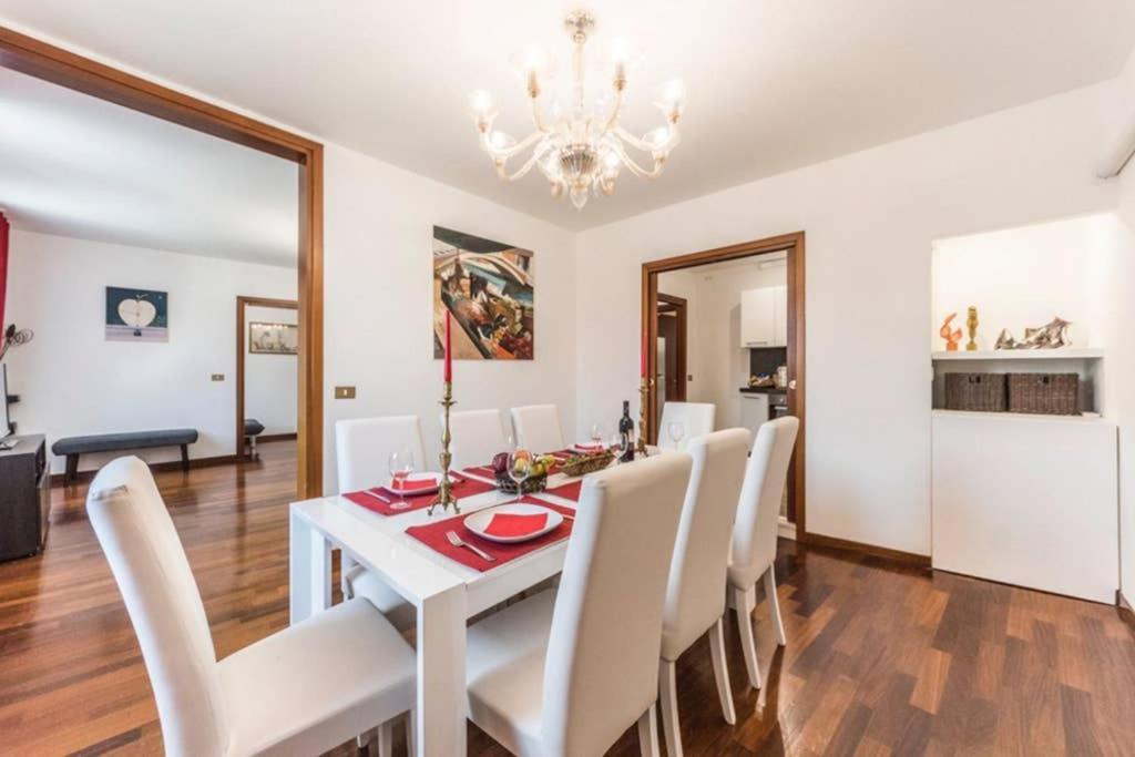 Rialto Apartment With Canal Grande View เวนิส ภายนอก รูปภาพ