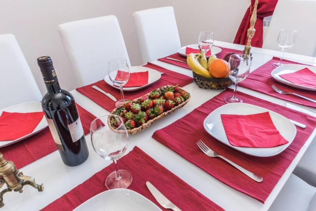 Rialto Apartment With Canal Grande View เวนิส ภายนอก รูปภาพ